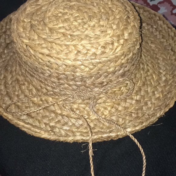 Helen Kaminski straw hat! Excellent condition main image 4
